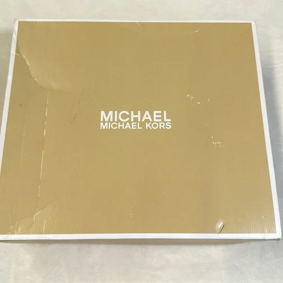 Michael Kors Women’s Cosmo Kitten Heel Bootie- Chocolate Brown Leather- Size 7 - Picture 7 of 11